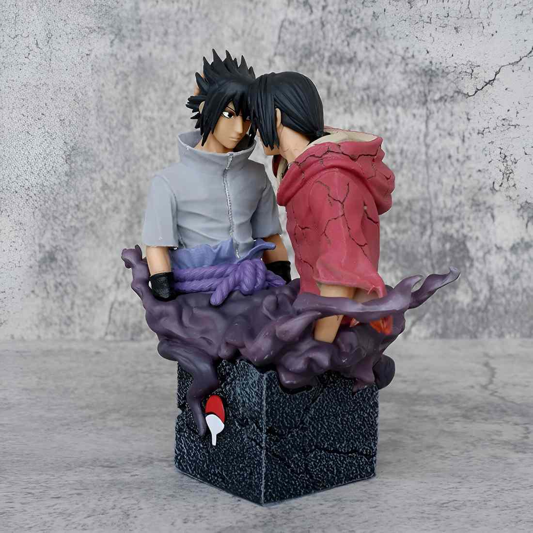 Figura Itachi y Sasuke (Naruto)